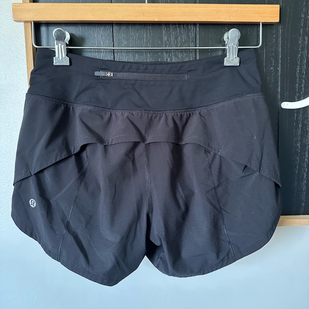 Lululemon Speed Up MR 4” inseam shorts Black